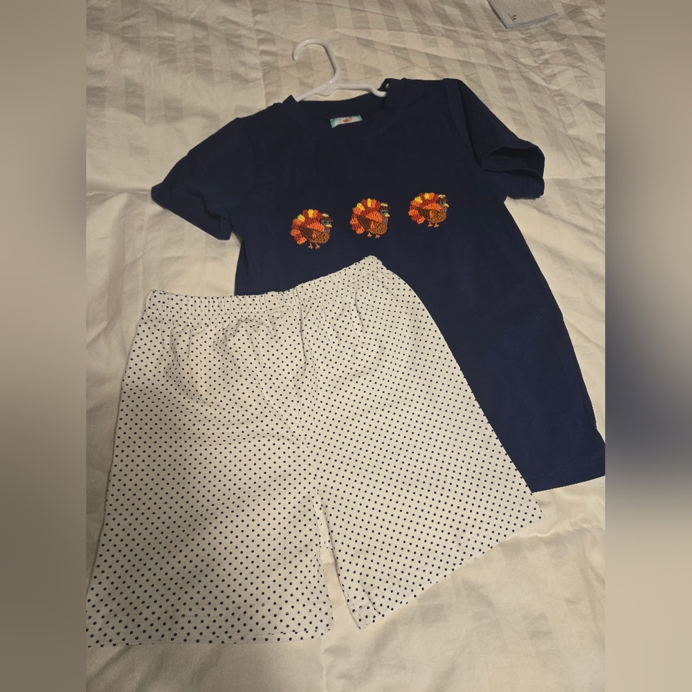 French Knot Turkey Trio Short Set